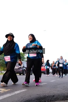 Runner Photo 4863766