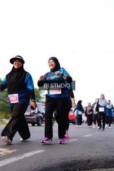 Runner Photo 4863772