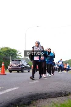 Runner Photo 4863784