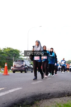 Runner Photo 4863792