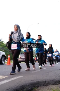 Runner Photo 4863849