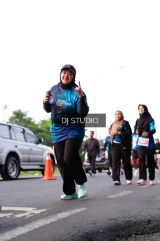 Runner Photo 4863909