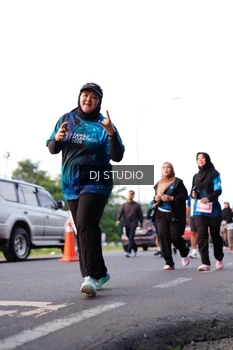 Runner Photo 4863918