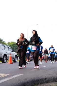 Runner Photo 4863946
