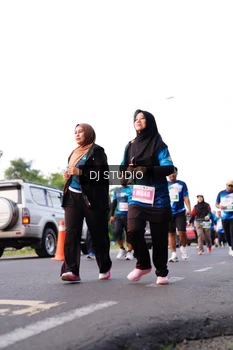 Runner Photo 4863960