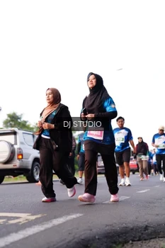 Runner Photo 4863967