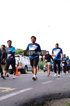 Runner Photo 4864018