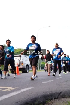 Runner Photo 4864019