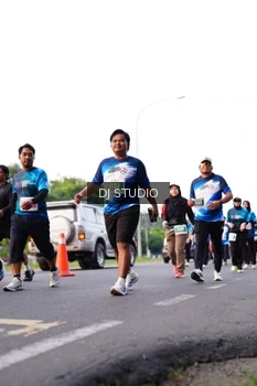 Runner Photo 4864027