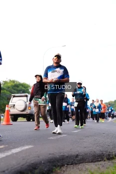 Runner Photo 4864030