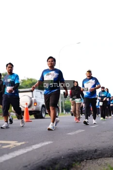 Runner Photo 4864037