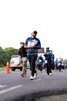 Runner Photo 4864052
