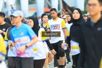 Runner Photo 4864059