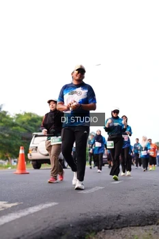 Runner Photo 4864061