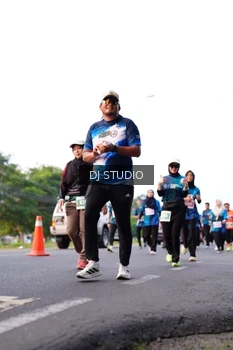Runner Photo 4864070