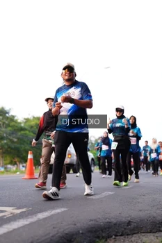 Runner Photo 4864084