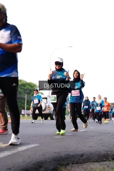 Runner Photo 4864106