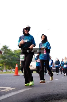 Runner Photo 4864143