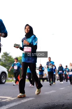 Runner Photo 4864190