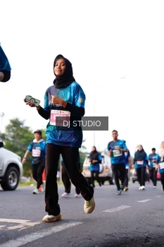 Runner Photo 4864191