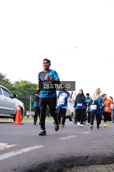Runner Photo 4864215