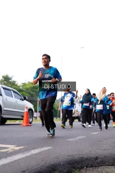 Runner Photo 4864226