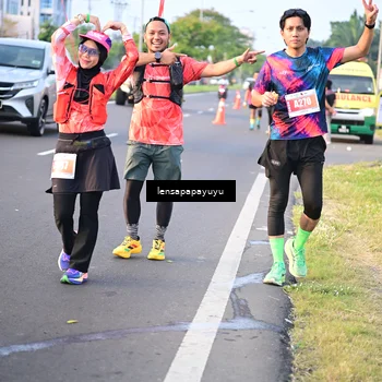 Runner Photo 4864242