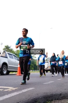 Runner Photo 4864245
