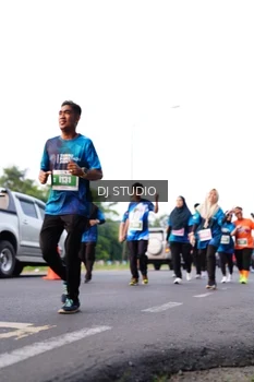 Runner Photo 4864248