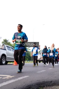 Runner Photo 4864264