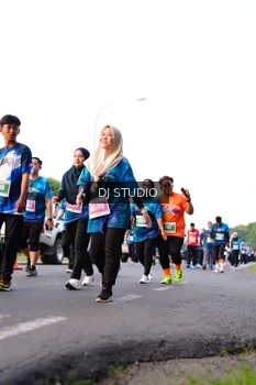 Runner Photo 4864270
