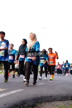 Runner Photo 4864281