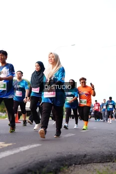 Runner Photo 4864286