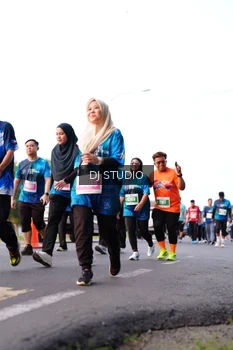 Runner Photo 4864294