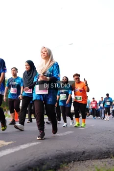 Runner Photo 4864295