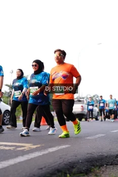 Runner Photo 4864301