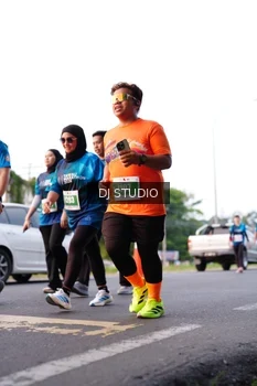 Runner Photo 4864331