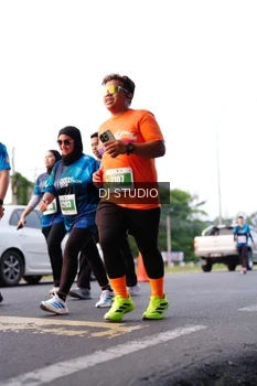 Runner Photo 4864333
