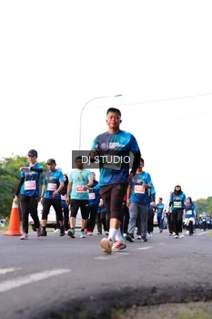 Runner Photo 4864342