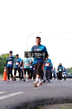 Runner Photo 4864343