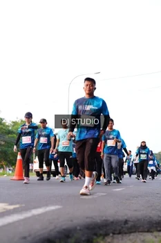 Runner Photo 4864359
