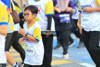 Runner Photo 4864362