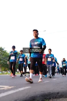Runner Photo 4864381