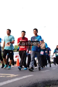 Runner Photo 4864409