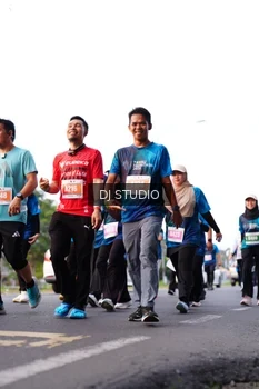 Runner Photo 4864439