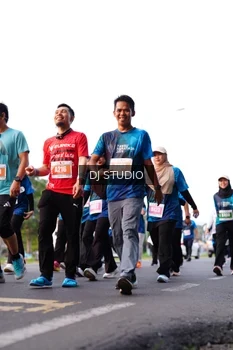 Runner Photo 4864442