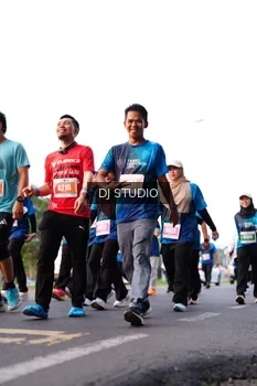 Runner Photo 4864451