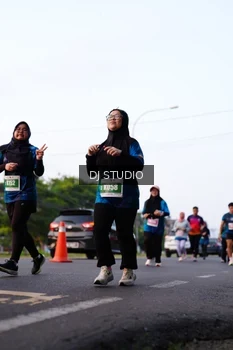 Runner Photo 4864742