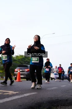 Runner Photo 4864743