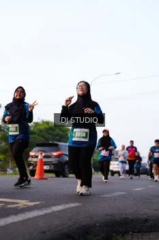 Runner Photo 4864749